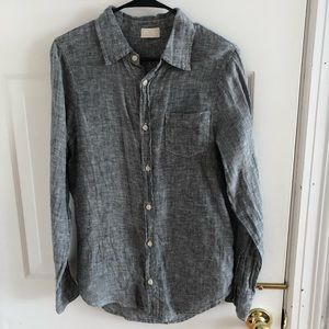 CP Shades 100% linen button down long sleeve collared shirt